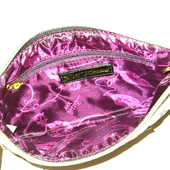 ★Brand New★BETSEY JOHNSON Large Quilted Hearts "M" initial Wristlet★Rare★ - Picture 12 of 16